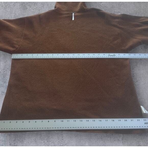 Free People Softly Structured Tunic Sweater  
Burnt Orange Wmns Sz S Turtleneck - Picture 6 of 10